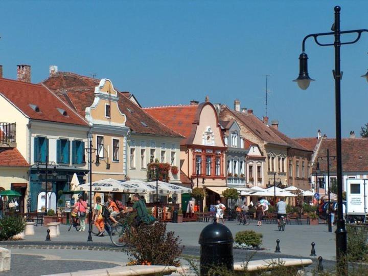 Arany Strucc Hotel Koszeg Exterior photo